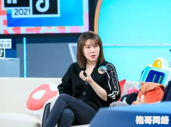 911爆料网红领巾李恩：社交媒体上的争议人物与异议声音的崛起与影响