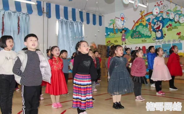 一小孩和妈妈拔萝卜(黄)生孩子：探讨亲子互动对儿童成长的影响与教育意义
